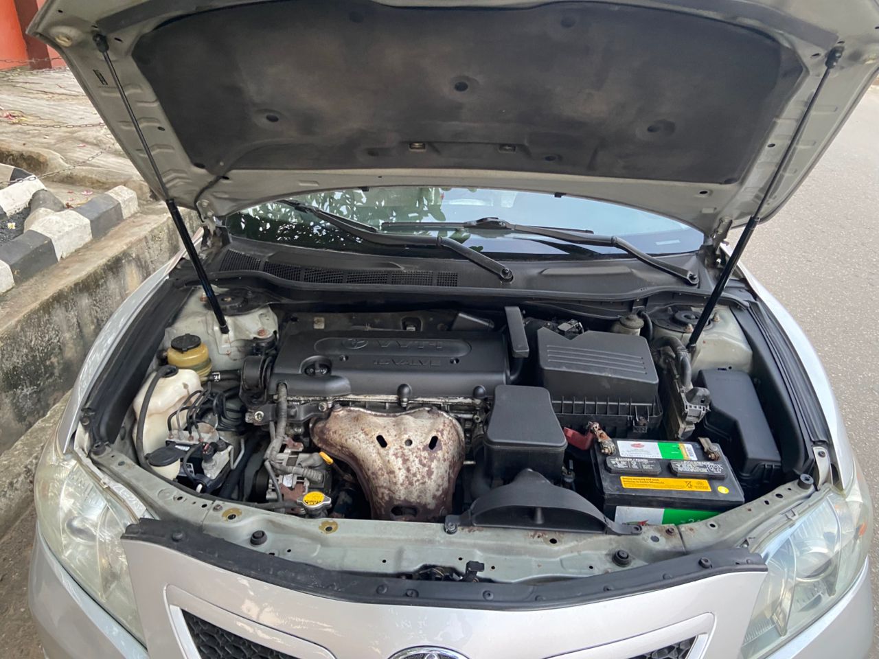 
								Toyota Camry XLE full									