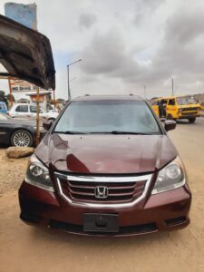 Honda Odyssey – Clean Family Minivan