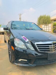 Mercedes-Benz E550 (W212)