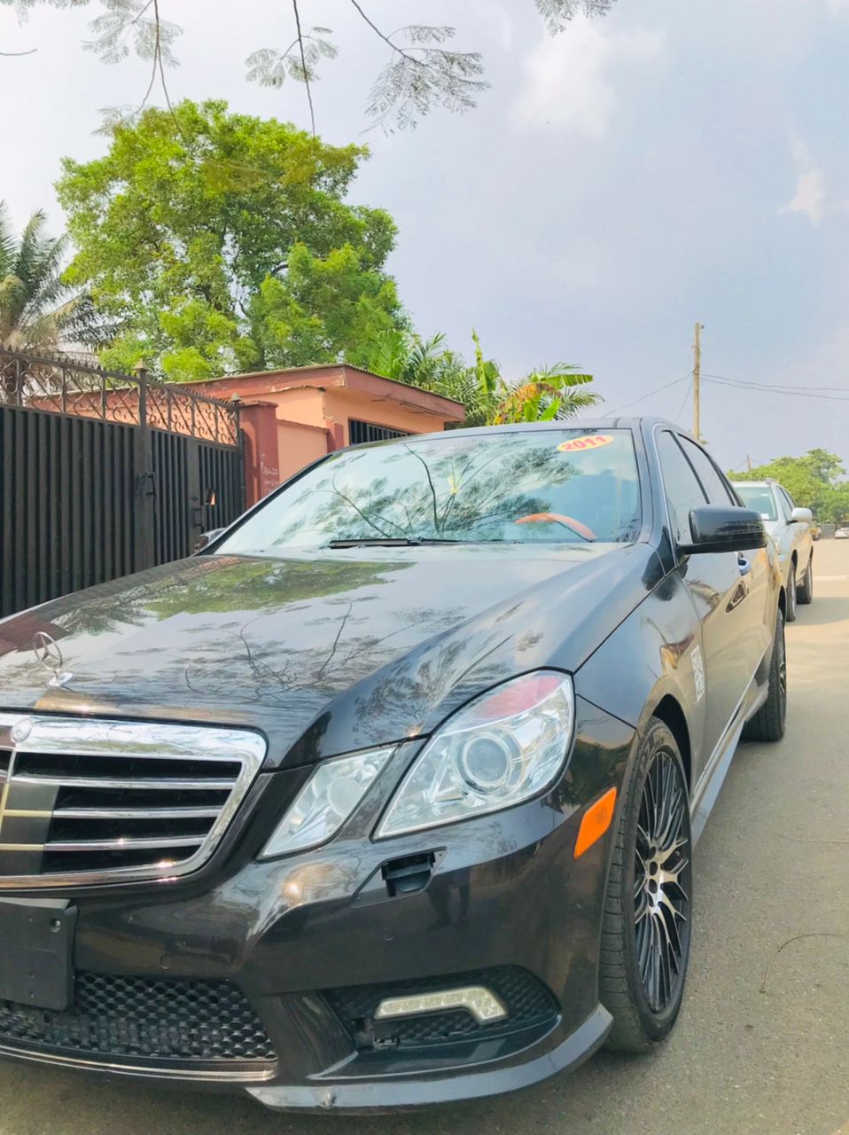 
								Mercedes-Benz E550 (W212) full									